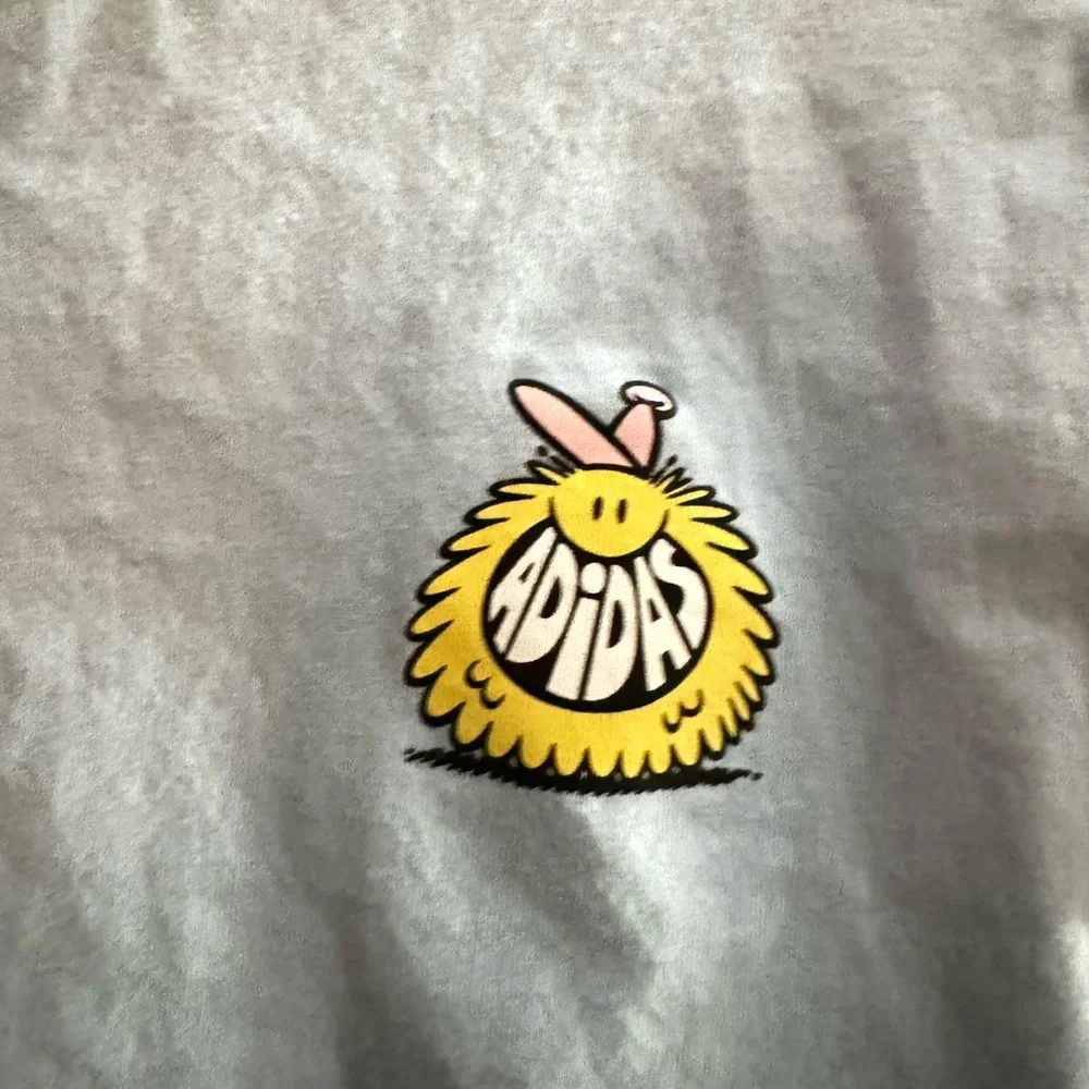 Kids Adidas light blue tshirt - Picture 3 of 6